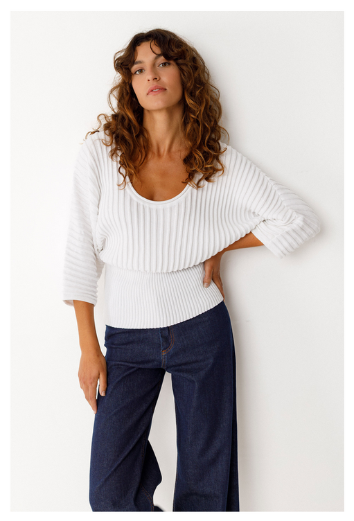 Weißer kurzer Pullover SKFK